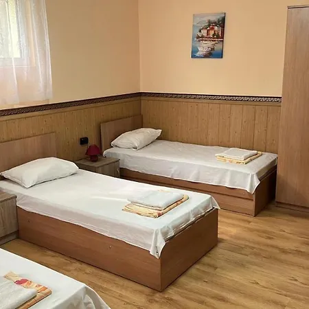 Hayat Ltd * Primorsko